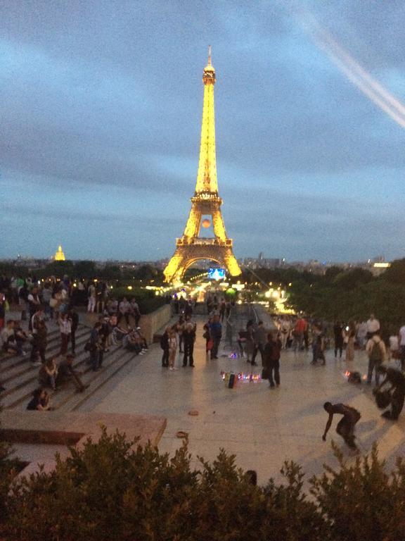 B&B Junior Suite Paris Tour Eiffel Exterior photo